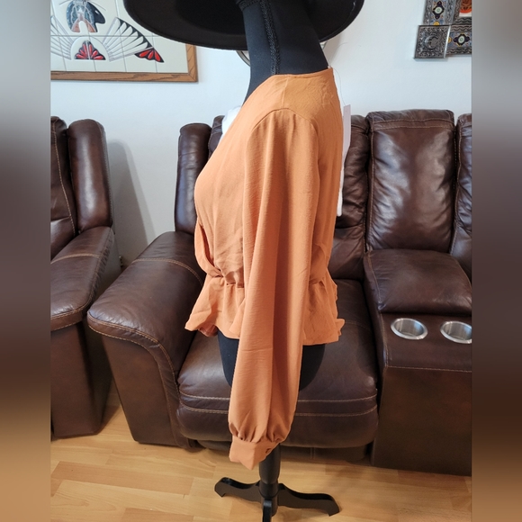 Timing Orange Ruffle Top - Picture 2 of 4